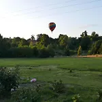 Feriegård Roze I Jablonie *