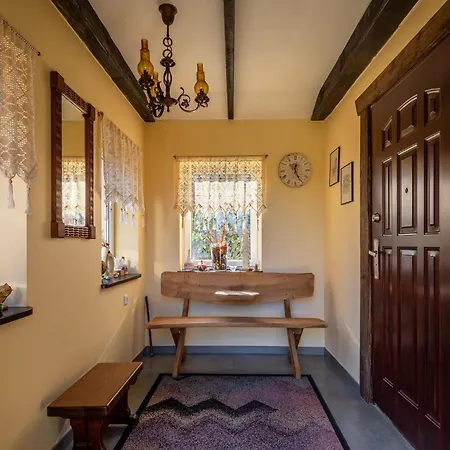 팜스테이 Roze I Jablonie *