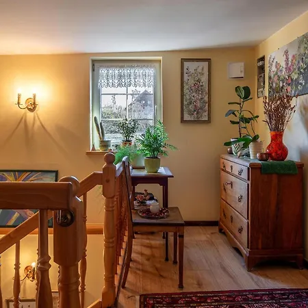 Róże I Jabłonie * Gryfów Śląski