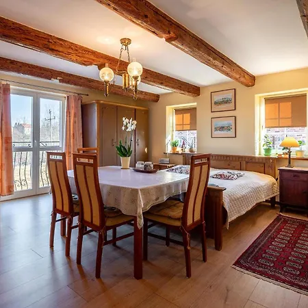 팜스테이 Roze I Jablonie