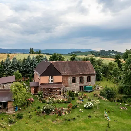 Róże I Jabłonie Gospodarstwo agroturystyczne