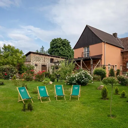 Roze I Jablonie Bauernhof