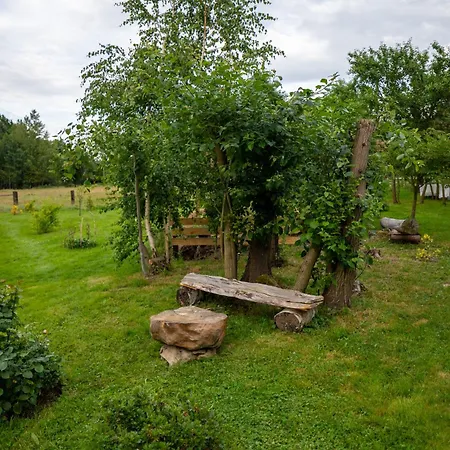 Roze I Jablonie Farmház *