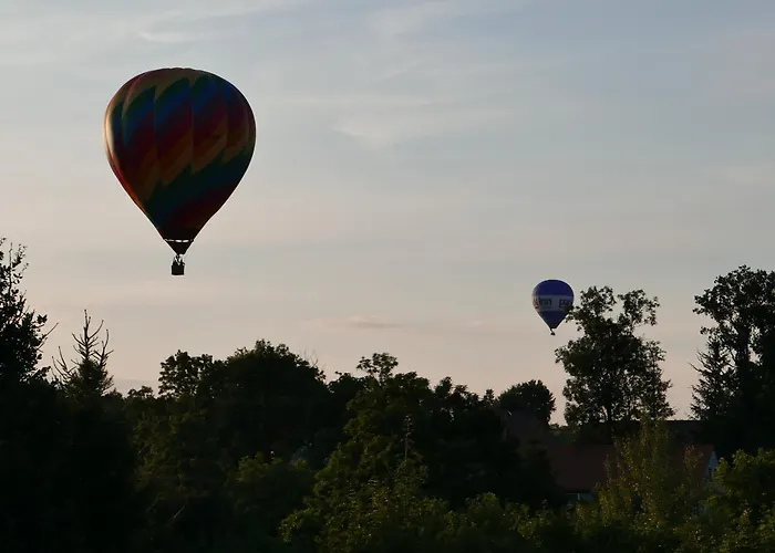 Roze I Jablonie Bauernhof