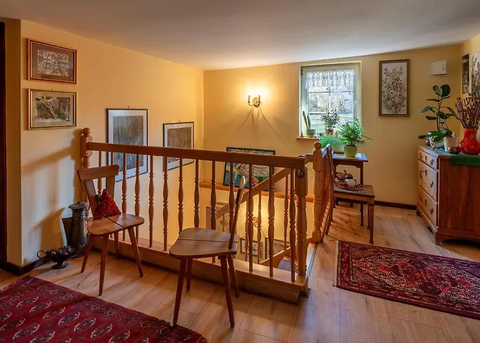 Roze I Jablonie Gryfow Slaski